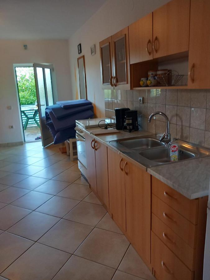 Karin Apartmani Hani Горни-Карин Экстерьер фото