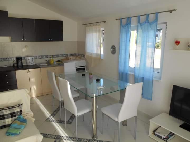 Karin Apartmani Hani Горни-Карин Экстерьер фото